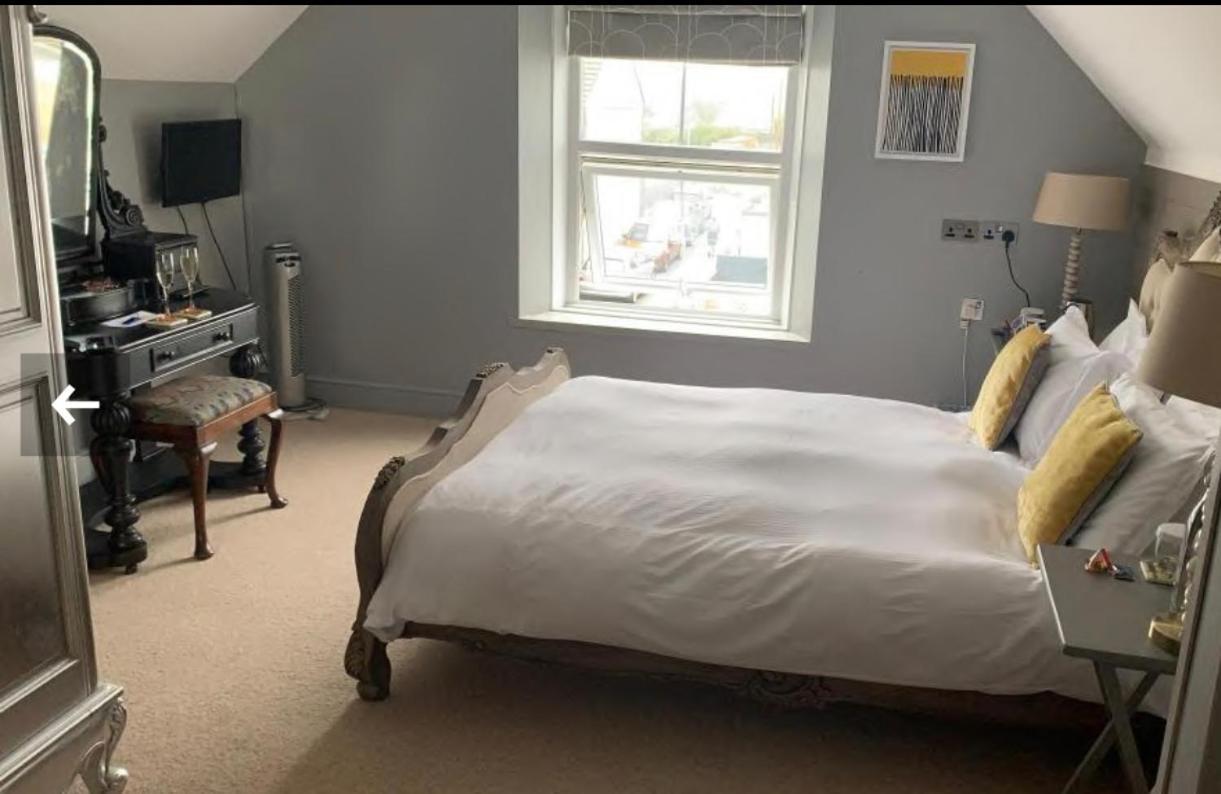 The White House Hotel New Quay Eksteriør bilde