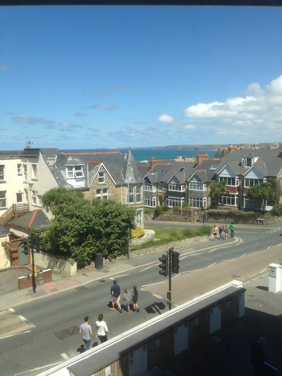 The White House Hotel New Quay Rom bilde